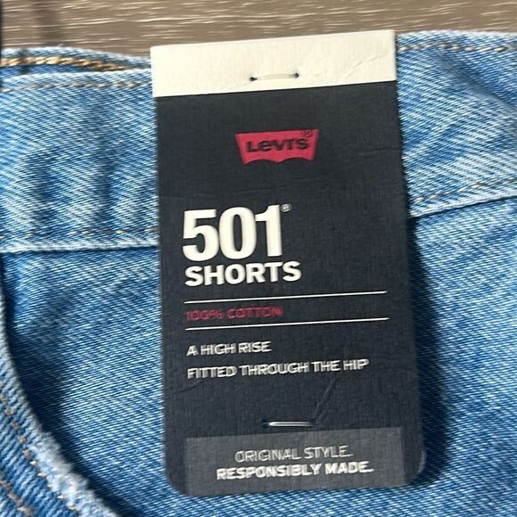 Levi 501 ORIGINAL FIT HIGH RISE WOMEN  No Referee Short Medium Wash
Low stretch - Picture 7 of 9